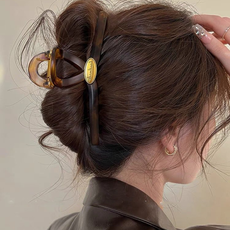 Women'S Fashion Korea - Retro Gold Color Letter Acrylic Hair